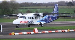 Samolot demonstracyjny Dornier 228 firmy ZeroAvia z wodorowym układem napędowym, który zastępuje jeden z silników turbośmigłowych Honeywell TPE331. fot: ZeroAvia