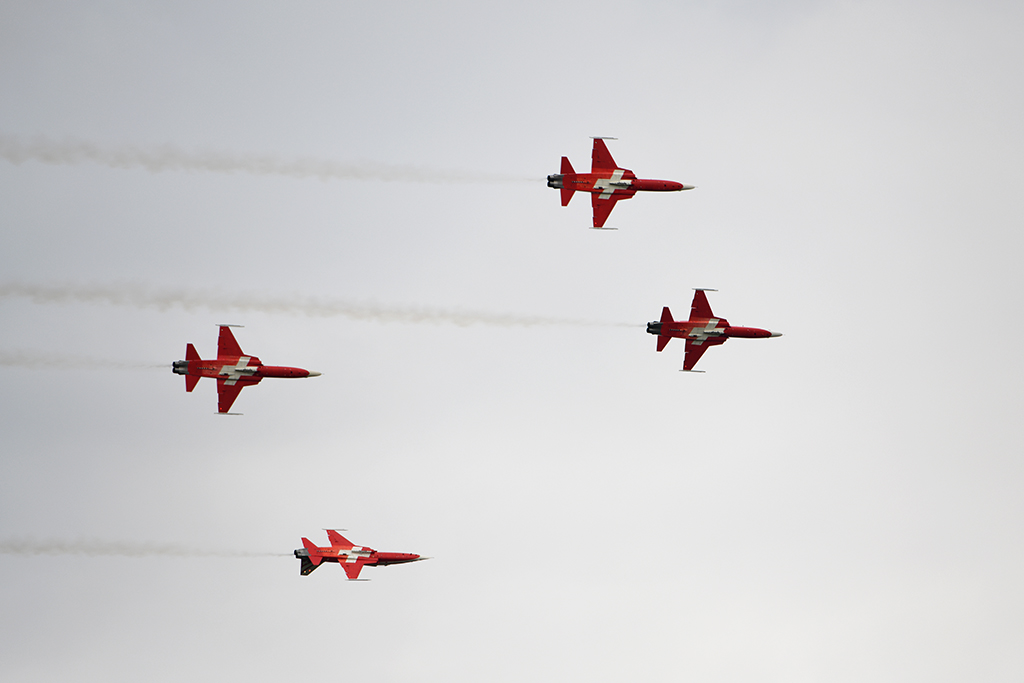 Samoloty Northrop F-5E Tiger II zespołu Patrouille Suisse podaczs pokazów Air show Radom 2018. fot. Andrzej Amerski