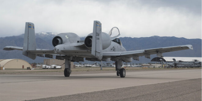 Fairchild Republic A-10 Thunderbolt II (82-648) z 354 FS w drodze do 309 AMARG Davis Monthan AFB. frot. USAF