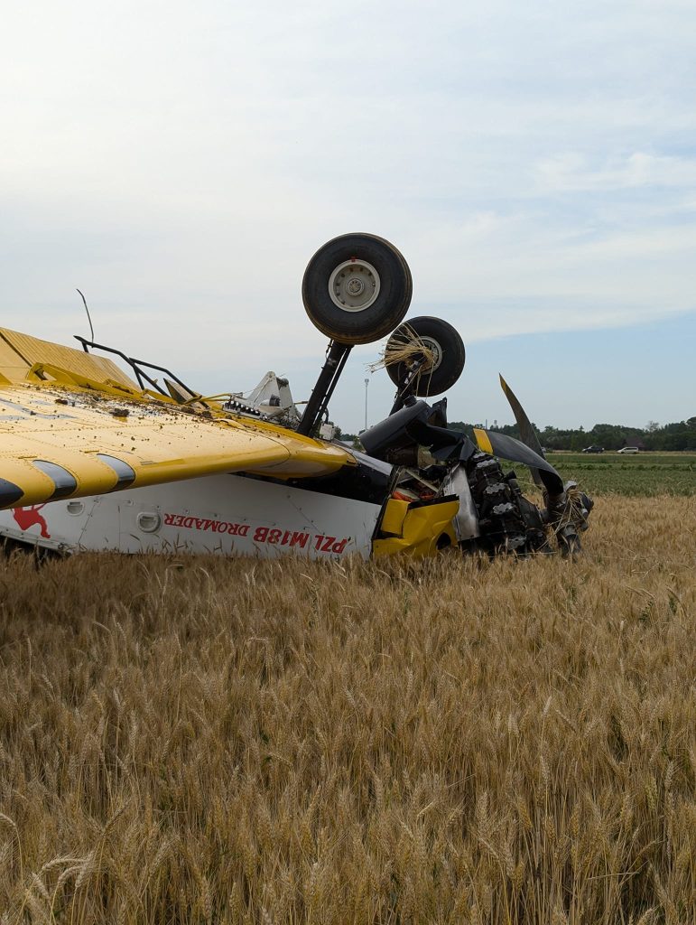 Wypadek Dromadera w Bielawie. fot. OSP Konstancin-Jeziorna / via remiza.pl