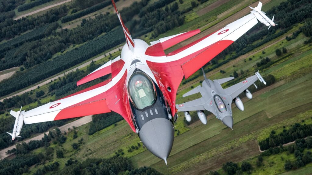 SABCA F-16AM  Block 20 z The Royal Danish Airforce F-16 Solo Display
fot. Sławek Hesja Krajewski