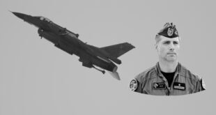 Mjr Maciej "Slab" Krakowian